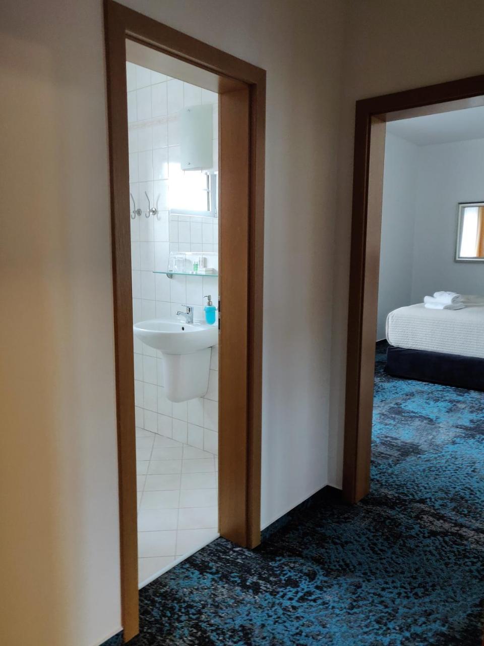 Hotel Oya Praha Eksteriør bilde