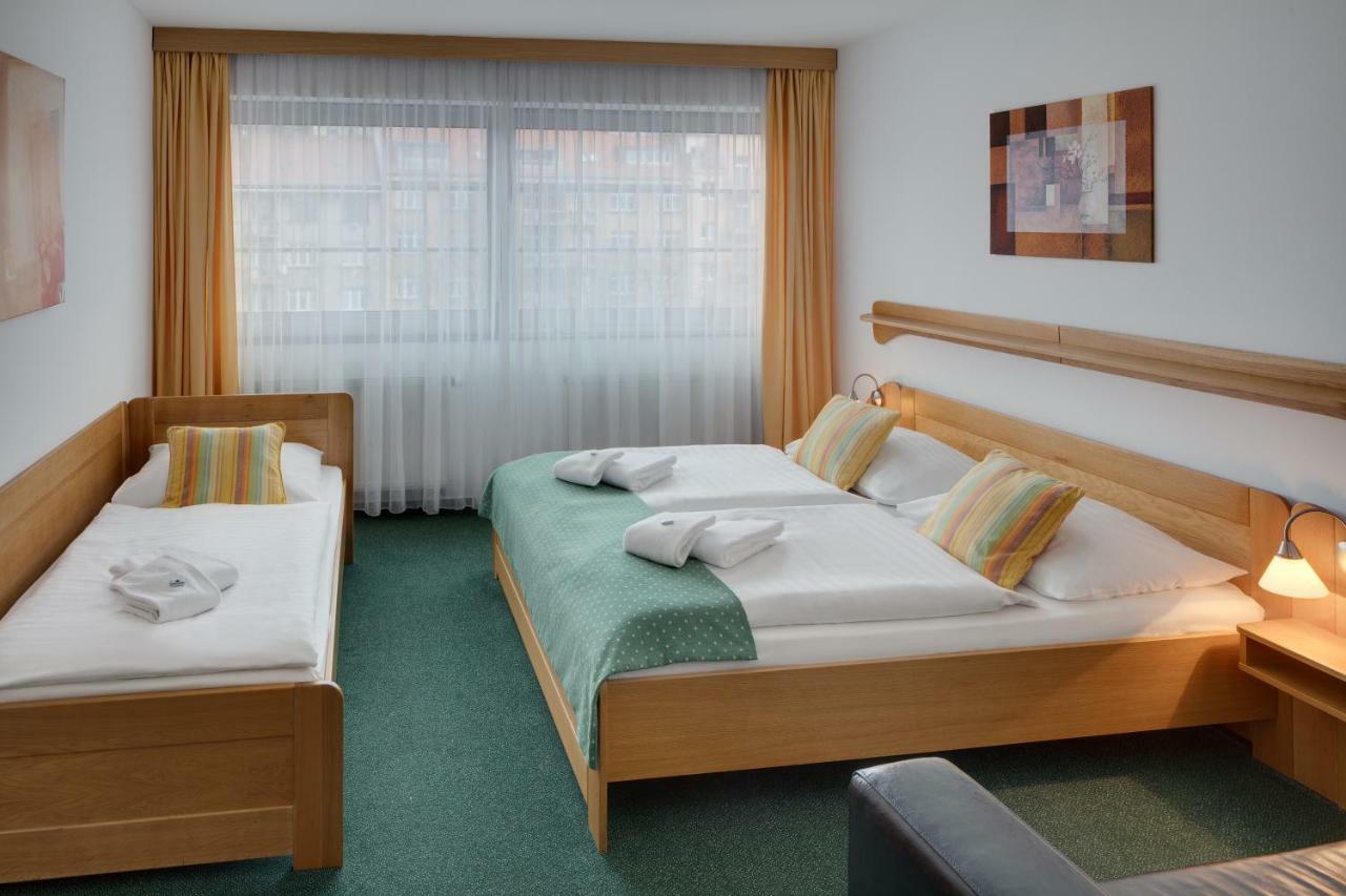 Hotel Oya Praha Eksteriør bilde